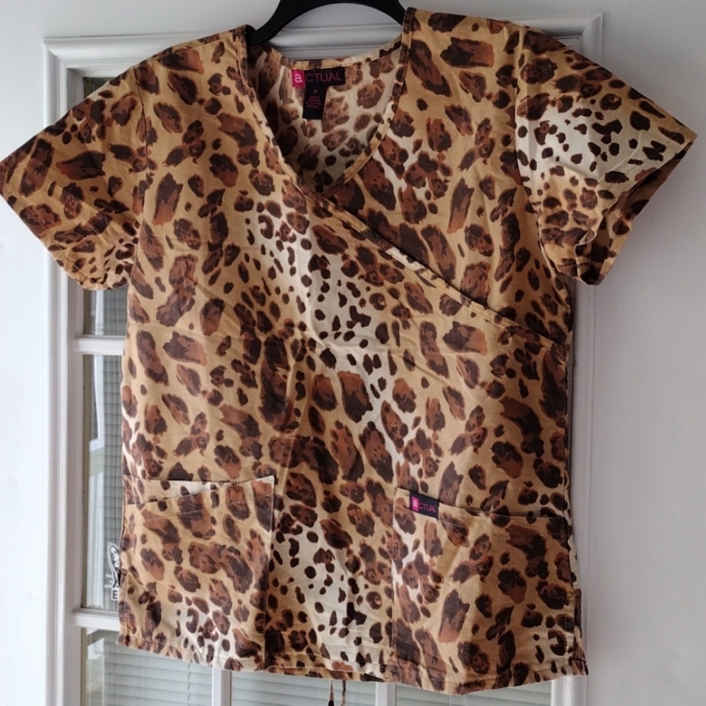 Leopard Scrub top